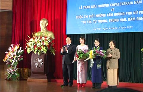 Nghiên cứu khoa học để phục vụ cuộc sống